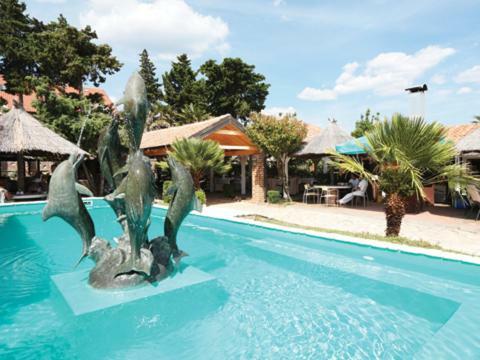 The Movie Resort Aparthotel Tribalj Exterior foto